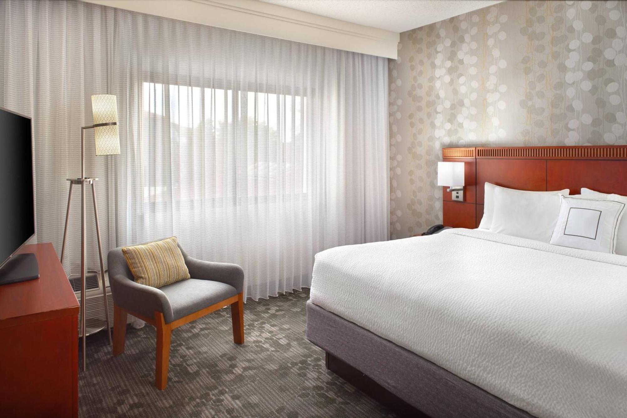 Courtyard By Marriott Atlanta Airport South/Sullivan Road College Park Zewnętrze zdjęcie