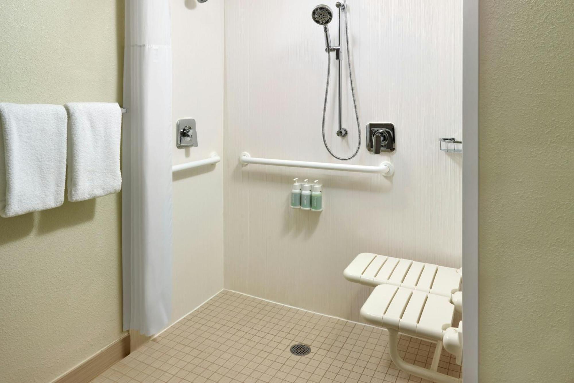 Courtyard By Marriott Atlanta Airport South/Sullivan Road College Park Zewnętrze zdjęcie