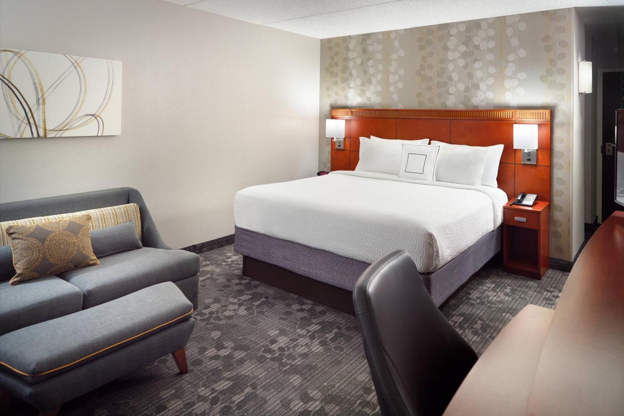 Courtyard By Marriott Atlanta Airport South/Sullivan Road College Park Zewnętrze zdjęcie