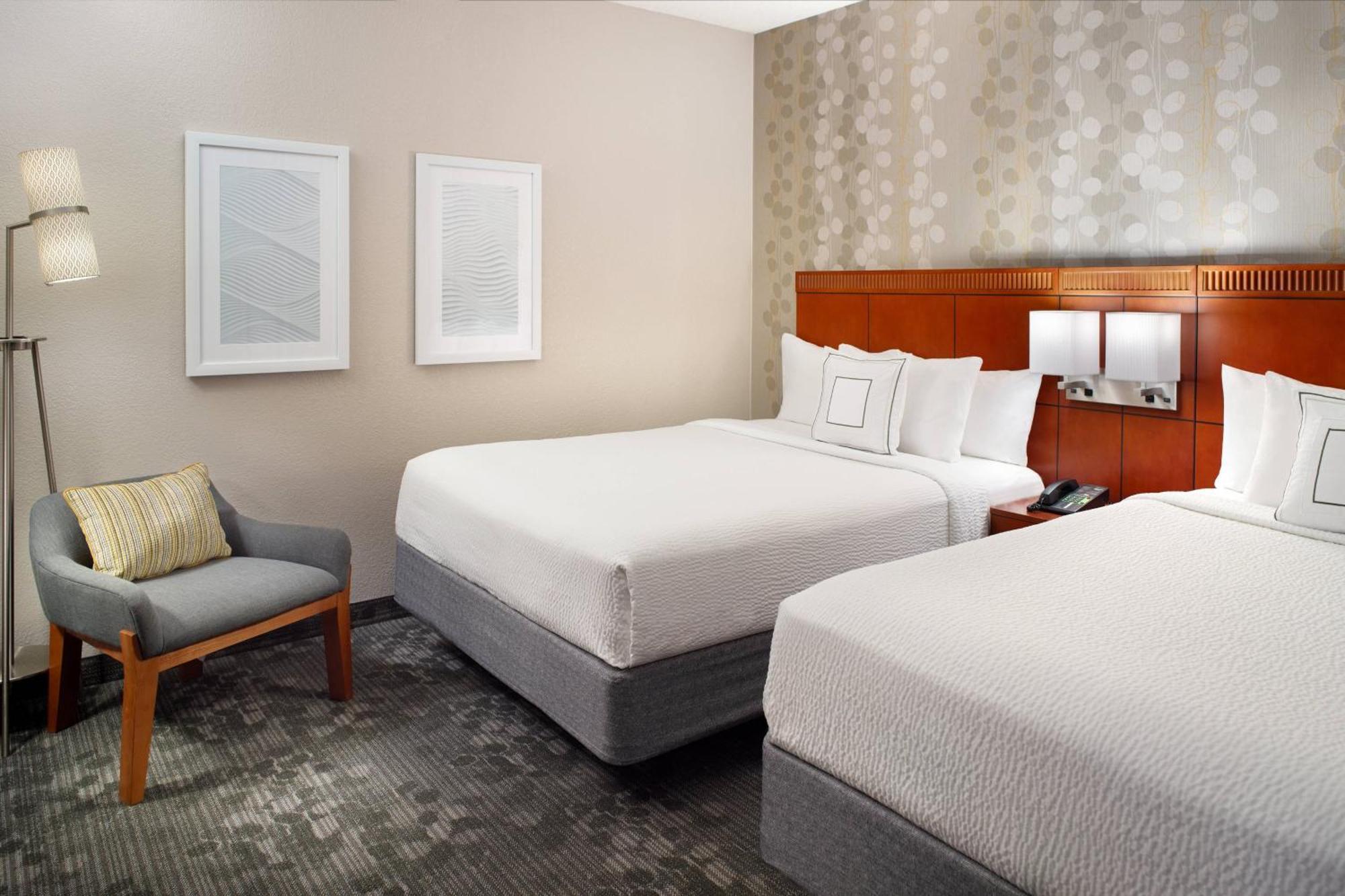 Courtyard By Marriott Atlanta Airport South/Sullivan Road College Park Zewnętrze zdjęcie