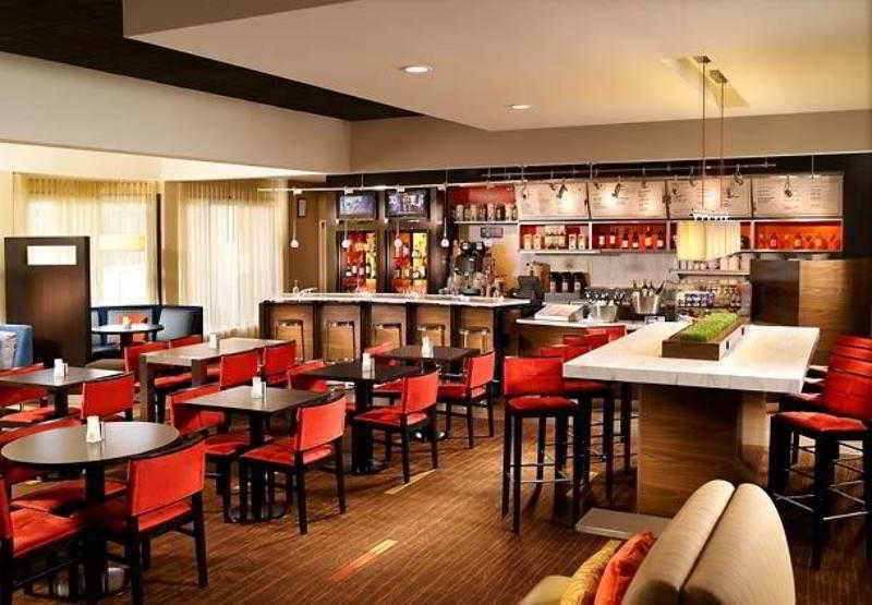Courtyard By Marriott Atlanta Airport South/Sullivan Road College Park Zewnętrze zdjęcie